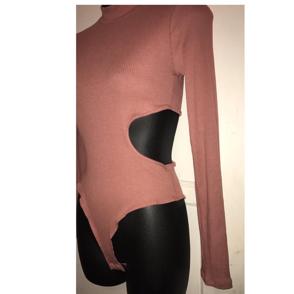 Nwt Women's bodysuit size Medium M - Picture 3 of 4