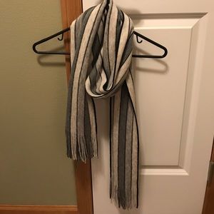 Express scarf