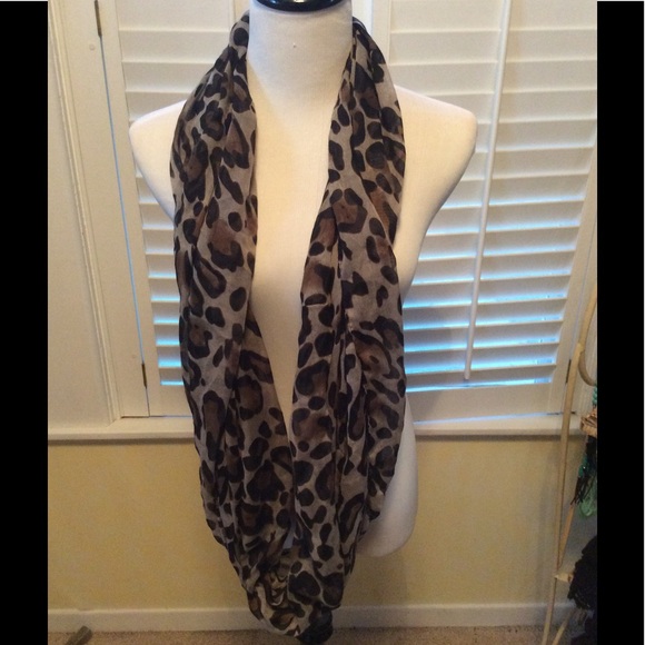 Scarf - Picture 2 of 2