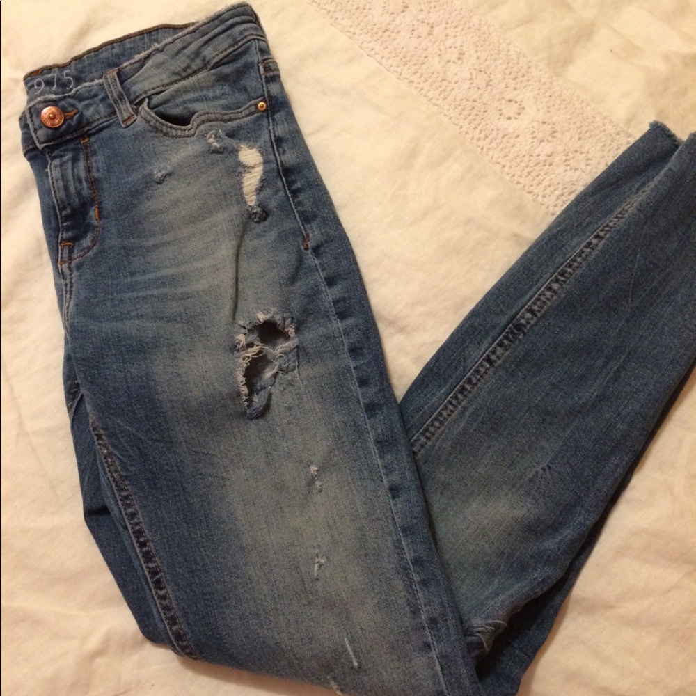 Zara Distressed Basic Denim Jeans 