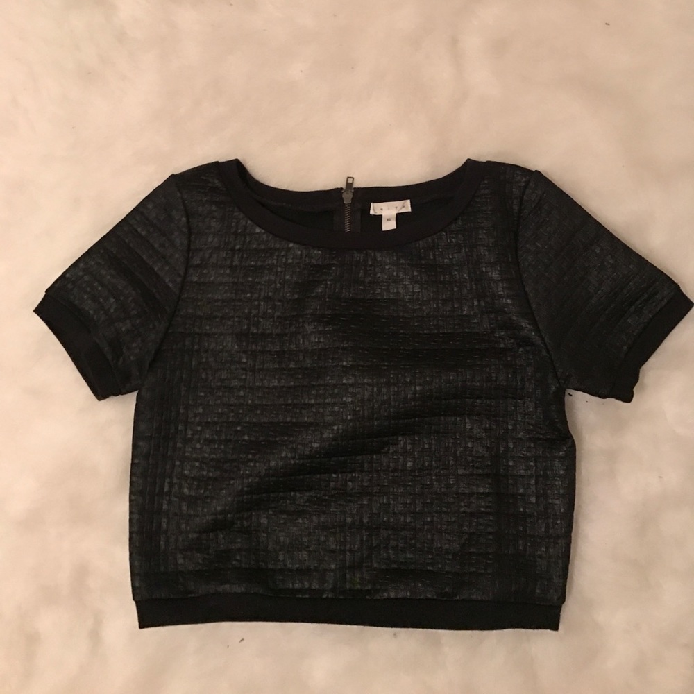 Black Leith textured top