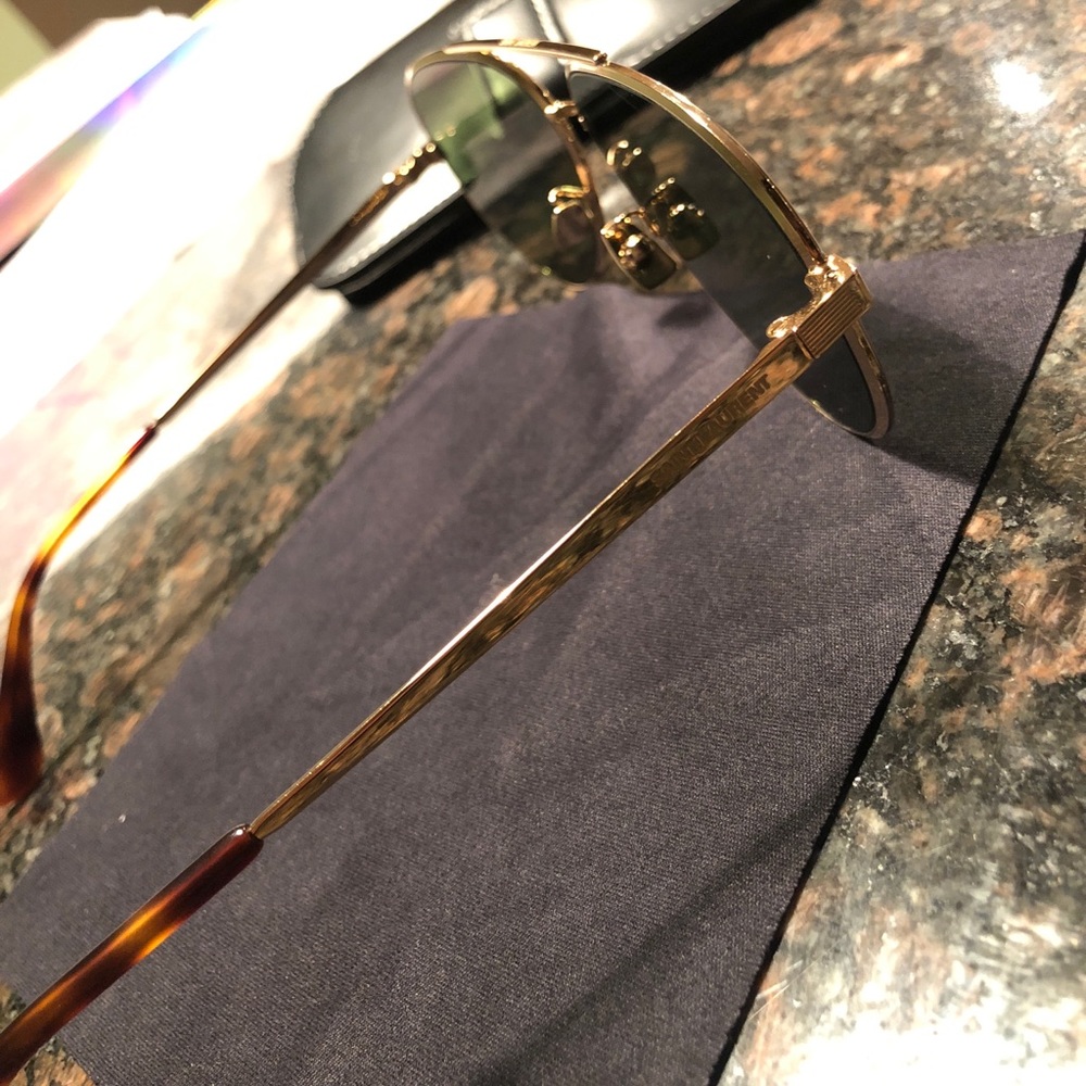 Saint Laurent sunglasses - Picture 3 of 3