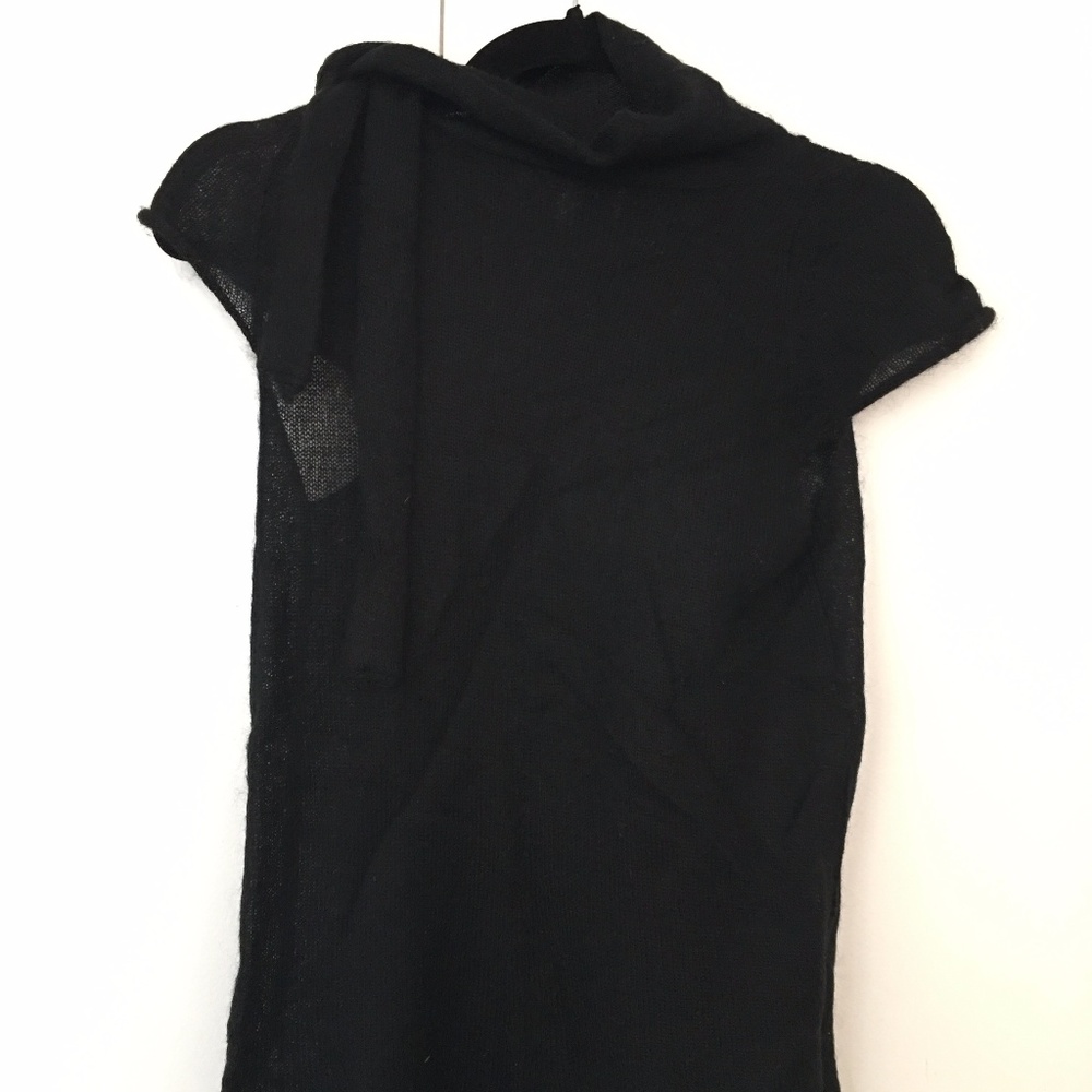 HOSS KNIT SHORT SLEEVE SWEATER