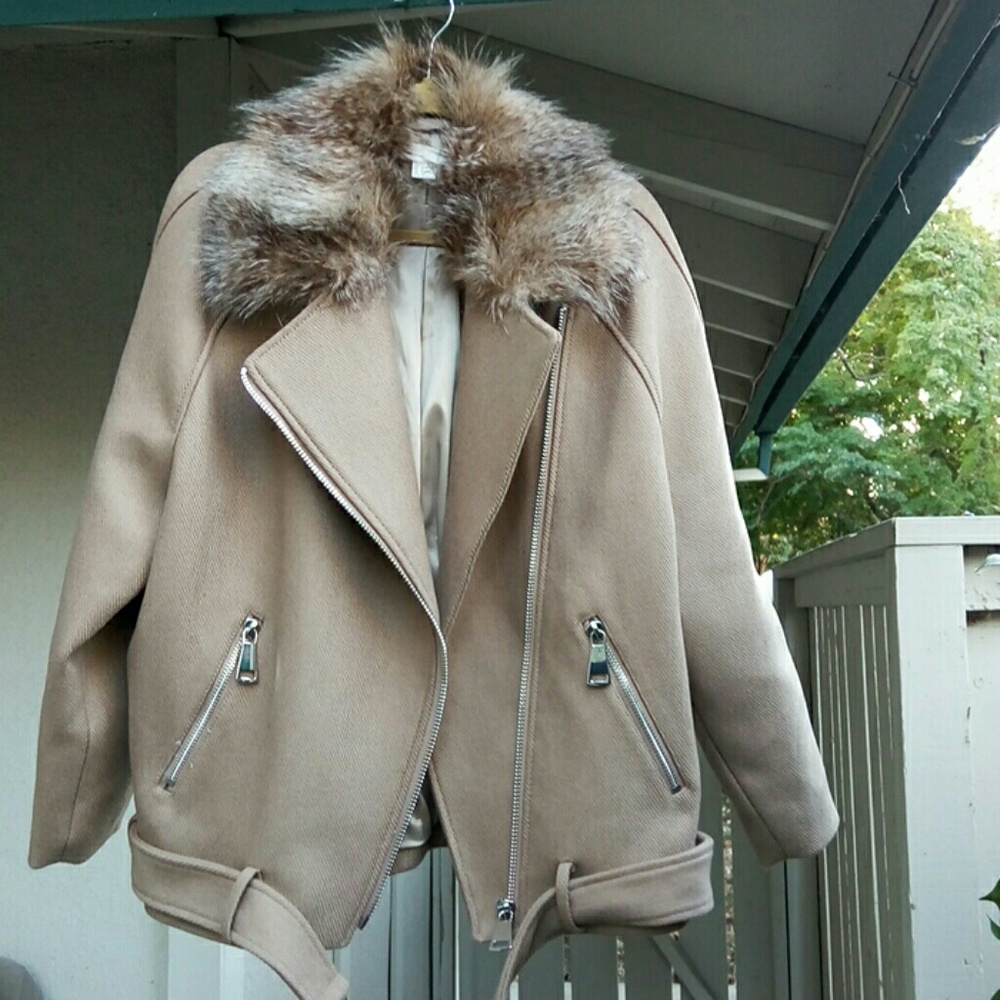 Unique Jacket, Perfect For Fall, Winter - image 5