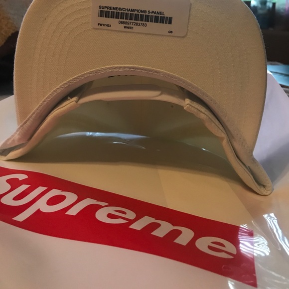 SUPREME Champion Hat - Picture 3 of 3
