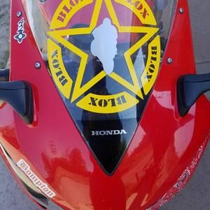 Meet your Posher, Adan