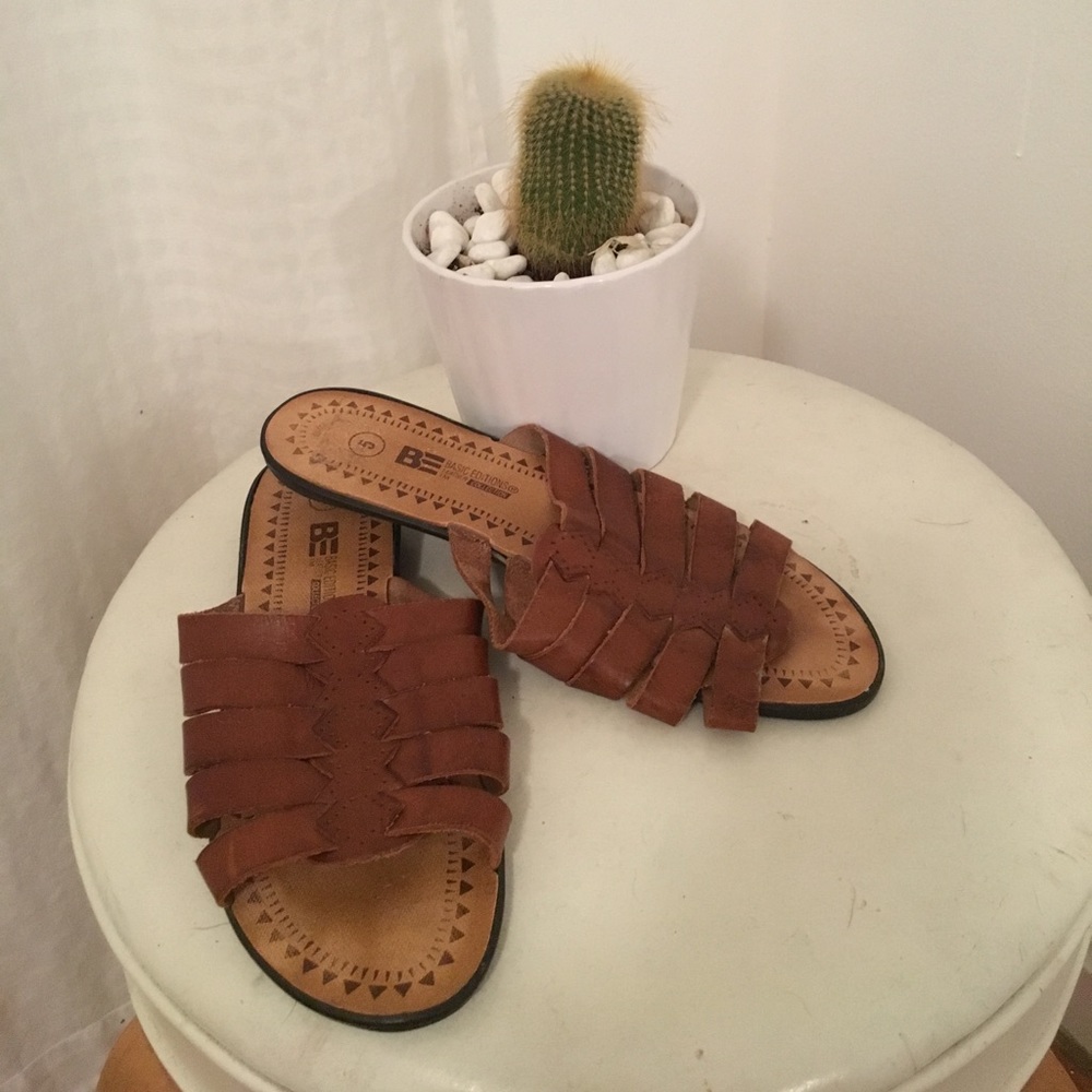 Tooled Tobacco Leather Slides