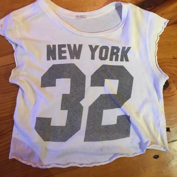 Brandy Melville Crop Top - Picture 1 of 3