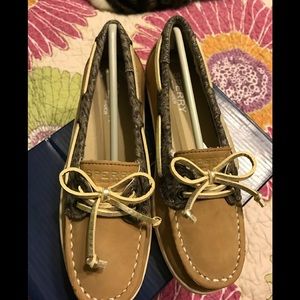 Brand New Sperry’s