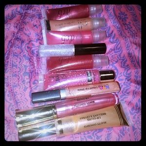 lip gloss lot!!