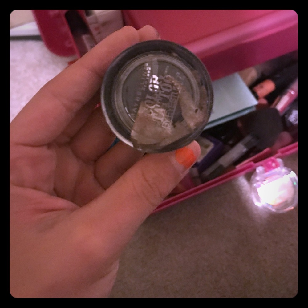 I am selling a 24 hour tattoo and the color silver