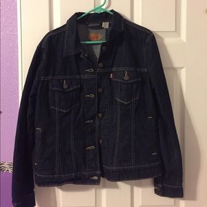 Levi’s dark denim jacket