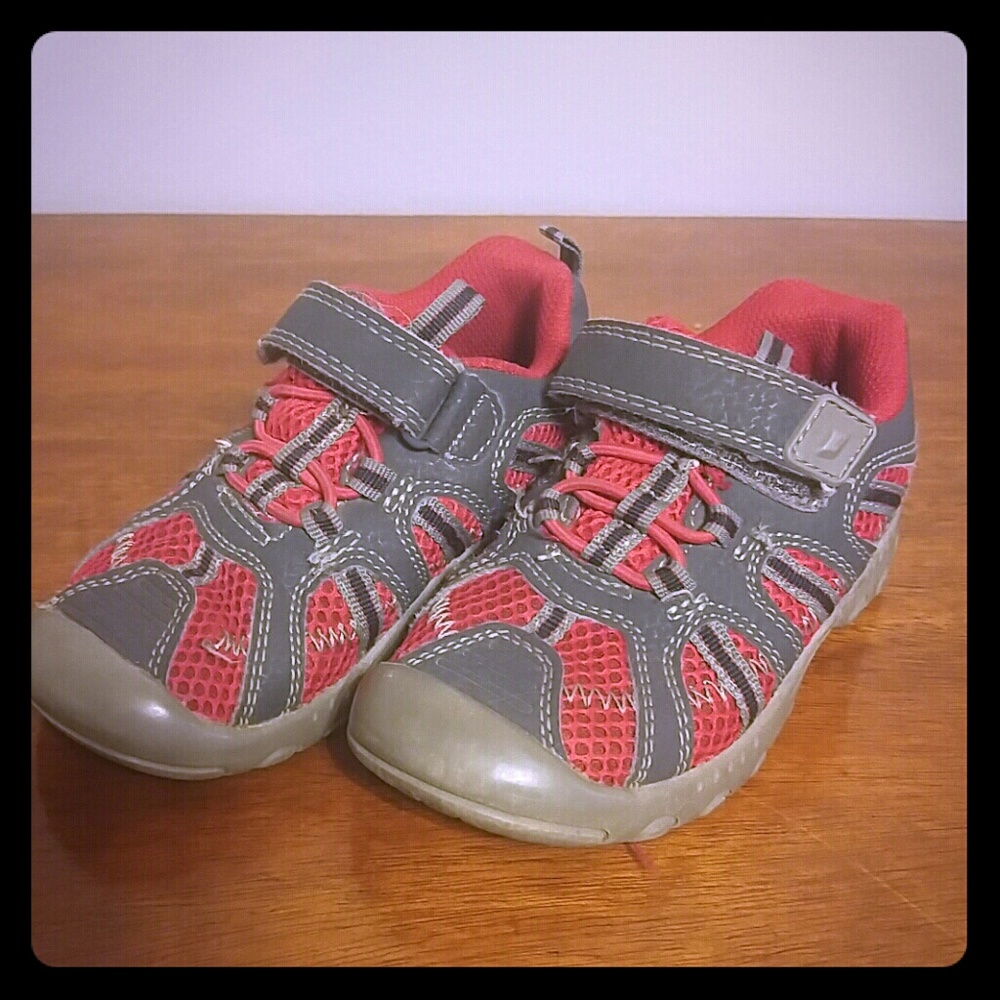 Carter's Play Shoes