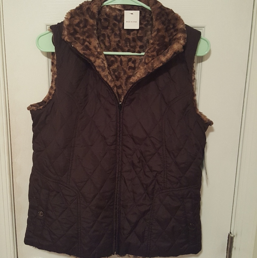 Brand new reversible brown puffer/vest!