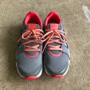 Memory foam Nike sneakers