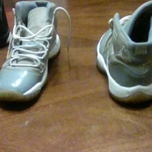 Jordan 11 cool grey 2001