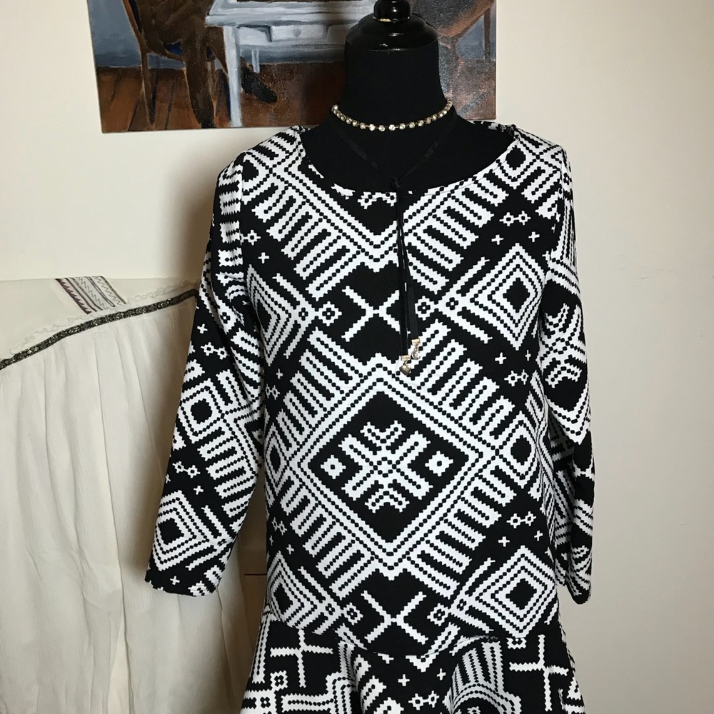 Tunic - Picture 3 of 3