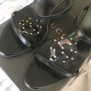 Black leather Gucci sandals🖤
