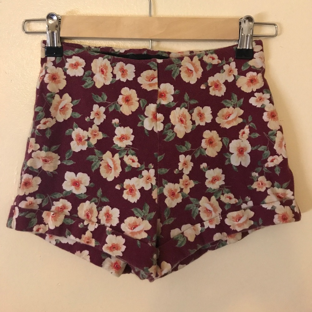 Forever 21 floral shorts size small