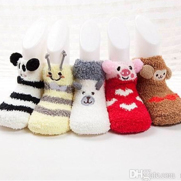 My Lil Pet 🐸" WARM Anti Slip Socks - Picture 3 of 4