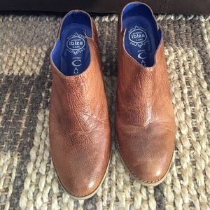 Jeffrey Campbell Ibiza “Vinton” Mules🌙