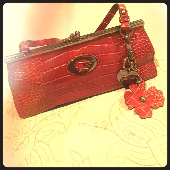Retro Burgundy Guess Handbag w/Hematite Hardware - Picture 1 of 8