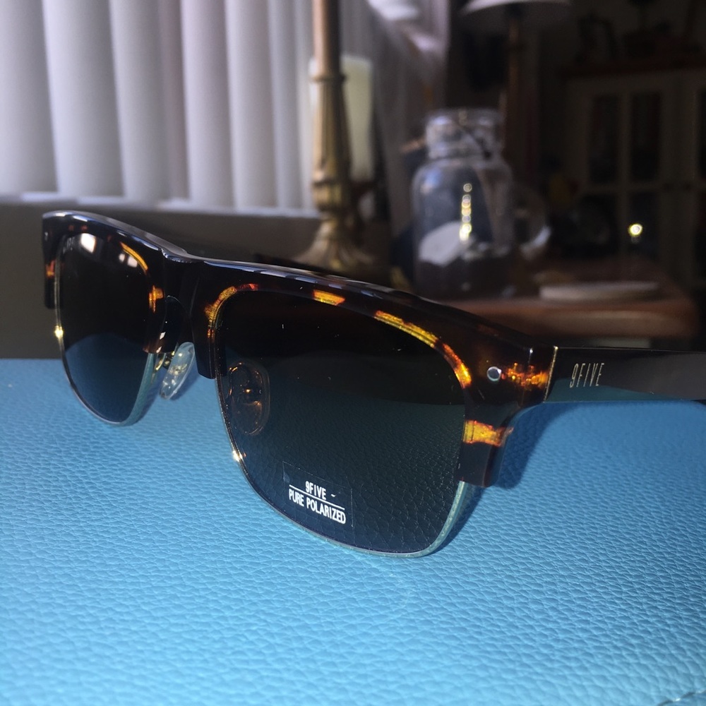 9Five sunglasses brand new