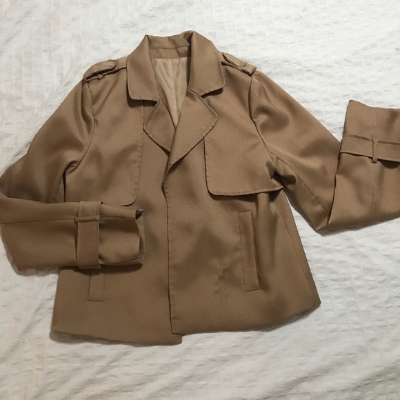 Brown jacket - Picture 1 of 3