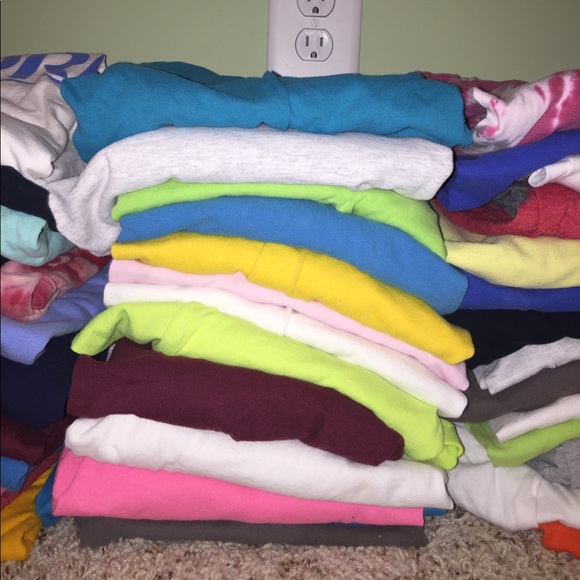 Mystery Vintage Tee Bundle!!! ๐ฎ๐ฎ๐ฎ - Picture 5 of 7