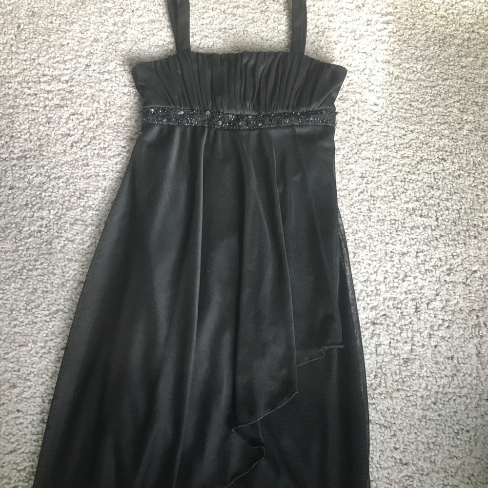 Black dressy dress.