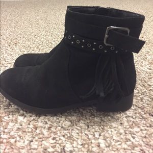 Girls Black ankle boots