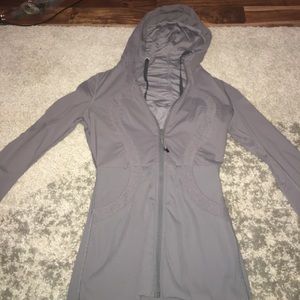 Lululemon size 4 jacket, reversible!!