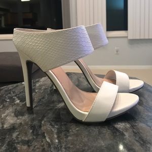 White heeled mule sandal