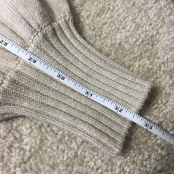 Michael Kors Large mock neck sweater oatmeal/beige - Picture 6 of 8