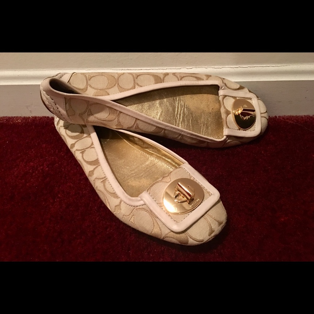 Authentic Coach Flats. Size 11.