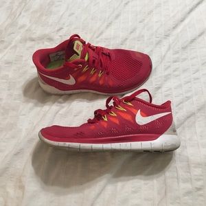 Nike Free runs 5.0 edition