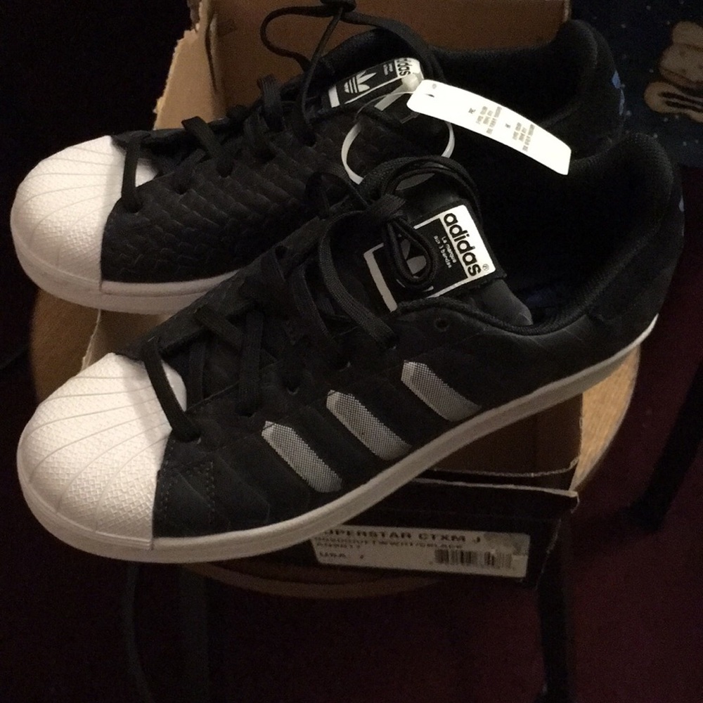 BRAND NEW⭐️👍Adidas Superstar CTXM
