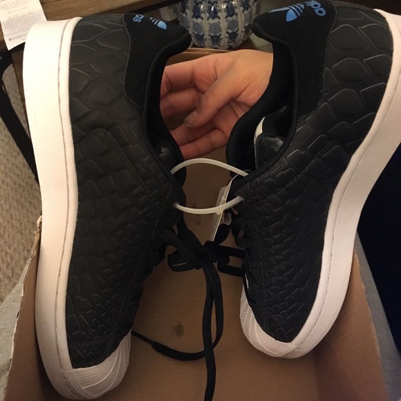 BRAND NEW⭐️👍Adidas Superstar CTXM - Picture 4 of 7