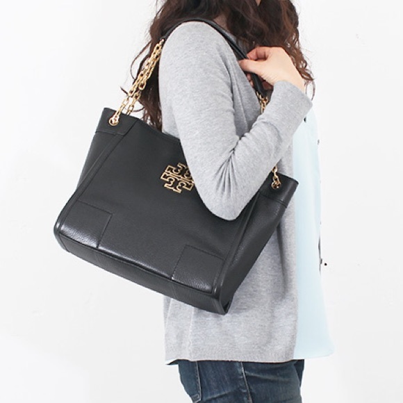 Sold - Picture 3 of 6