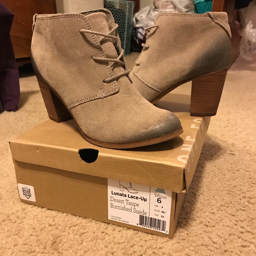 TOMS Lunata Lace Up Booties