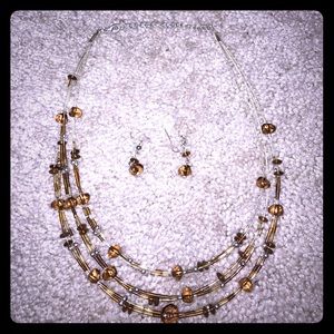 Necklace and earring set