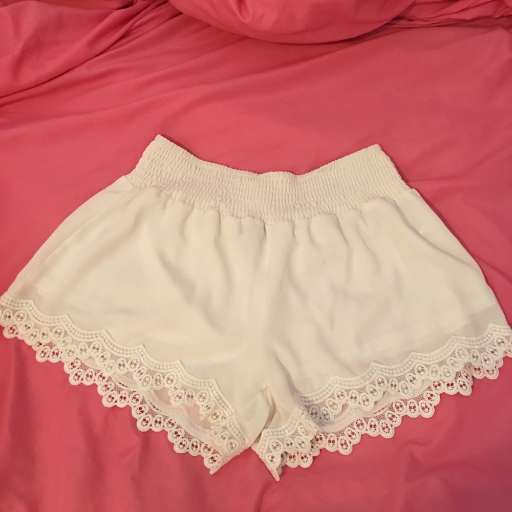 White high waisted shorts
