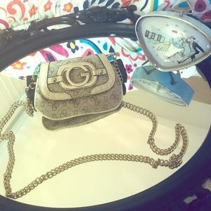 Guess purse