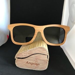 The coolest Wooden sunglasses with wooden case