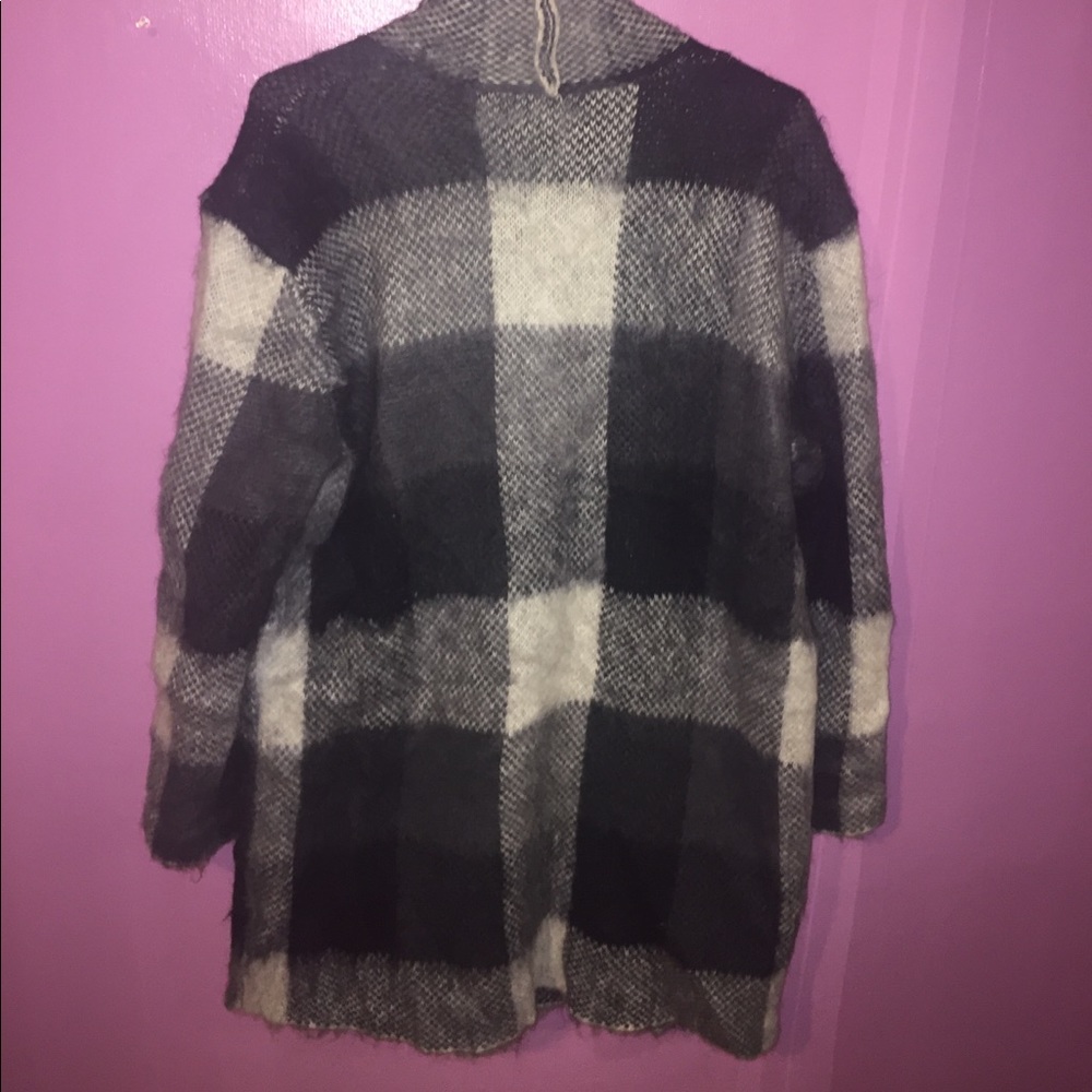 Wool Cardigan - Picture 7 of 8