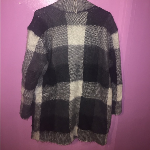 Wool Cardigan - Picture 7 of 8