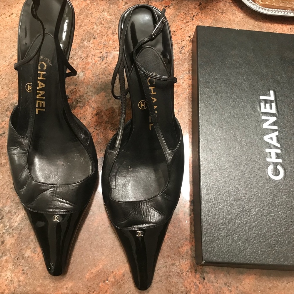 CHANEL sandal heel🖤