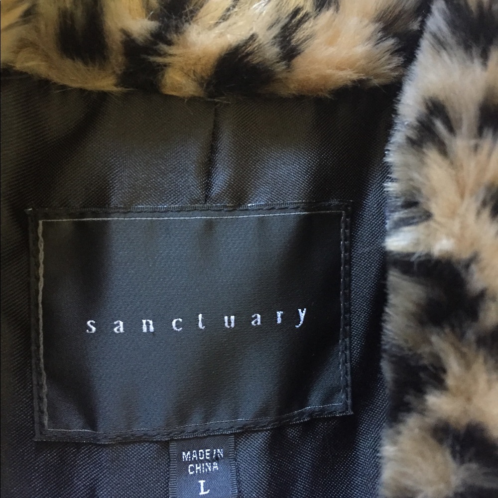 Coat - Picture 2 of 3