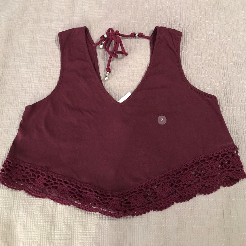 Pacson Crop Top