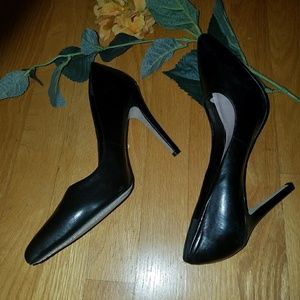 Vince Camuto Black Pumps-⚡flash sale☇